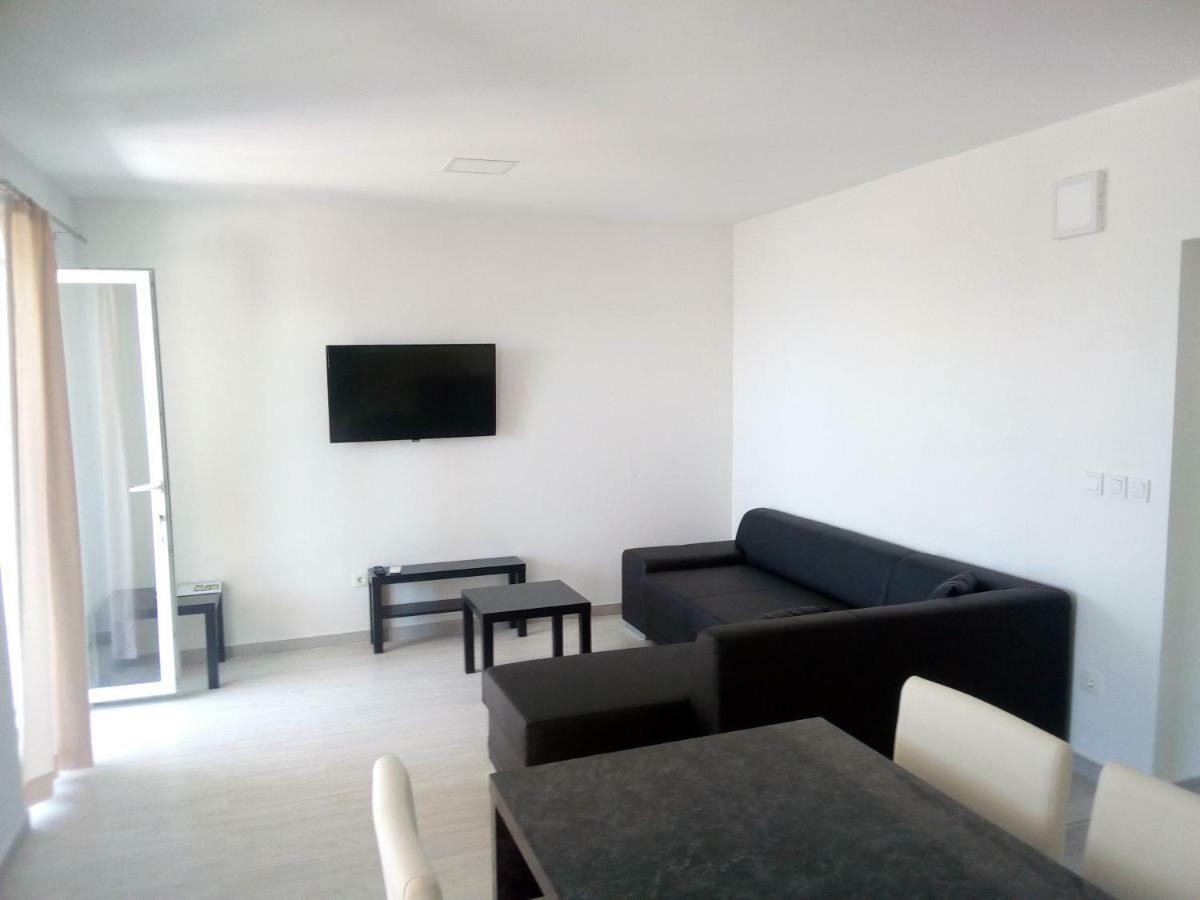 Apartmani Marija Jakir Brela Exterior photo