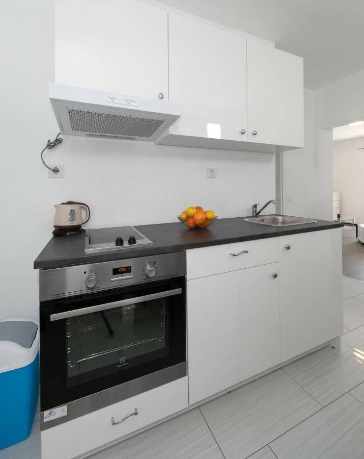 Apartmani Marija Jakir Brela Exterior photo